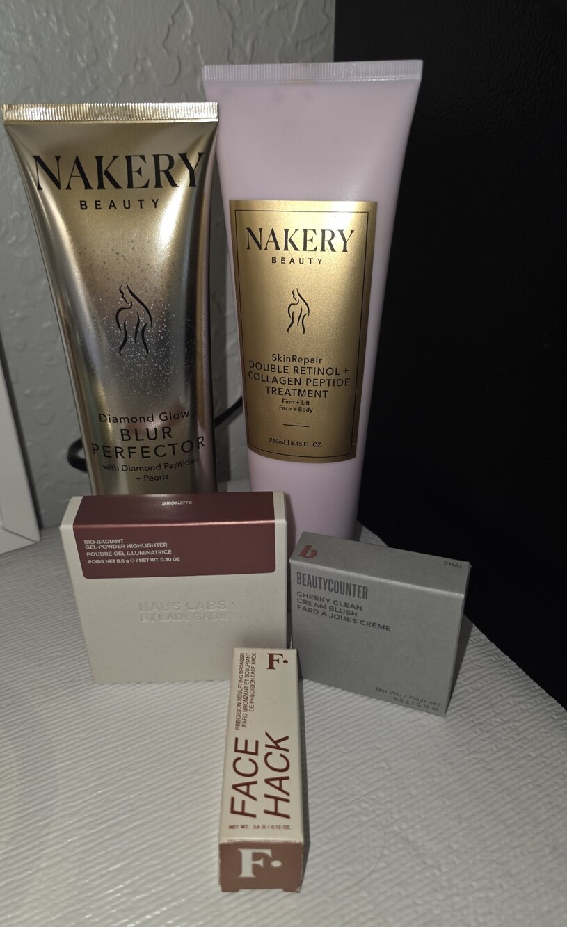 Diamond Glow Blur Perfector & SkinRepair Treatment - & Makeup Bundle